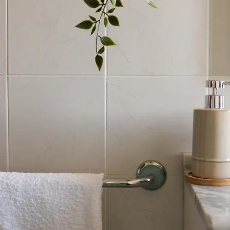 Terrazza Mira - Vista Panoramica E Parcheggio A Todi